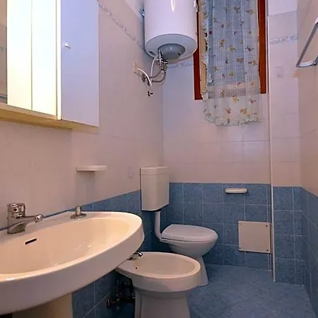 Hotel Spacious In The Heart Of The Center By Beahost Bibione